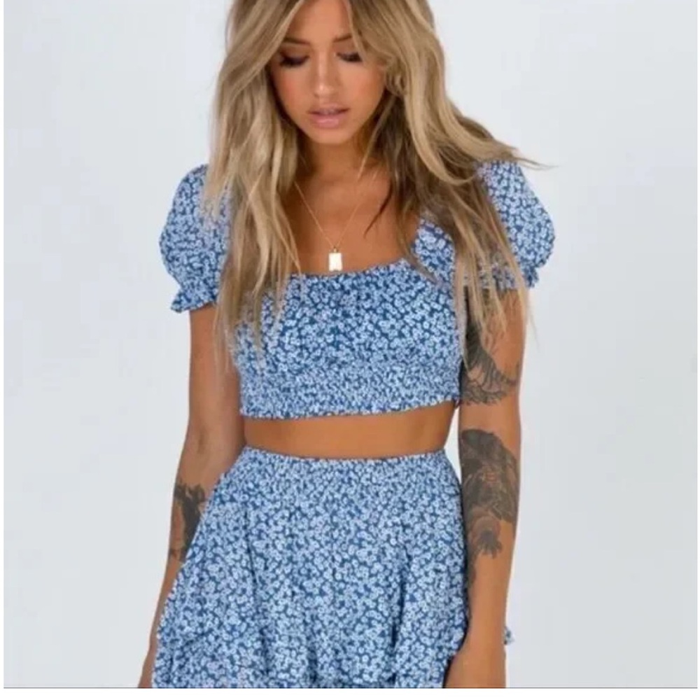 Princess Polly The Meadow Blue & White Floral Puff Sleeve Cottagecore Crop Top 4